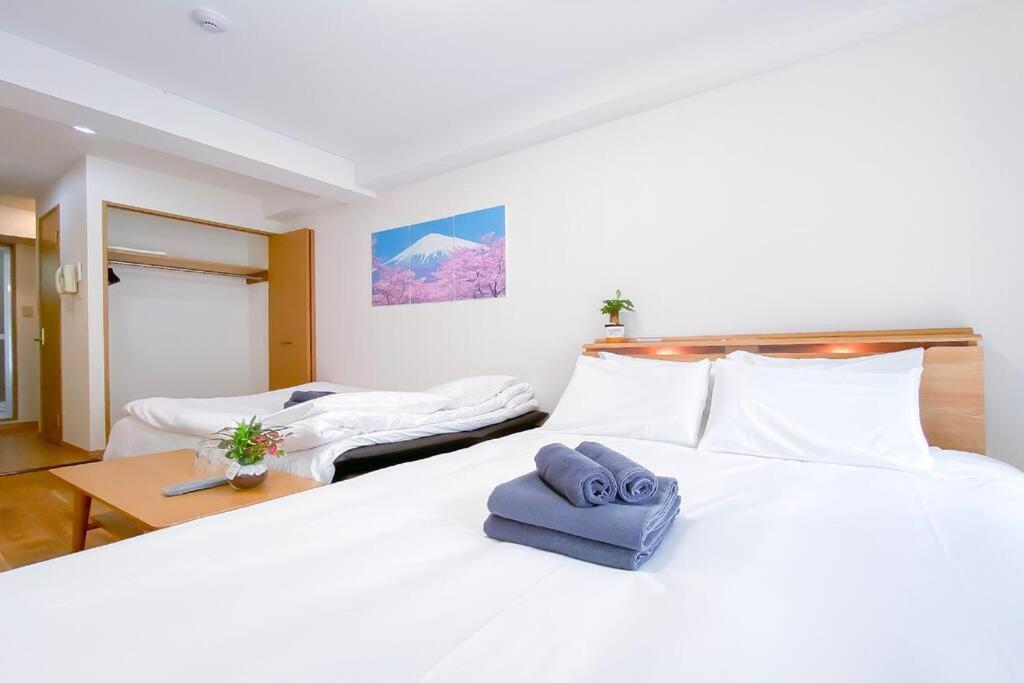 We Guest House Tokyo Room photo