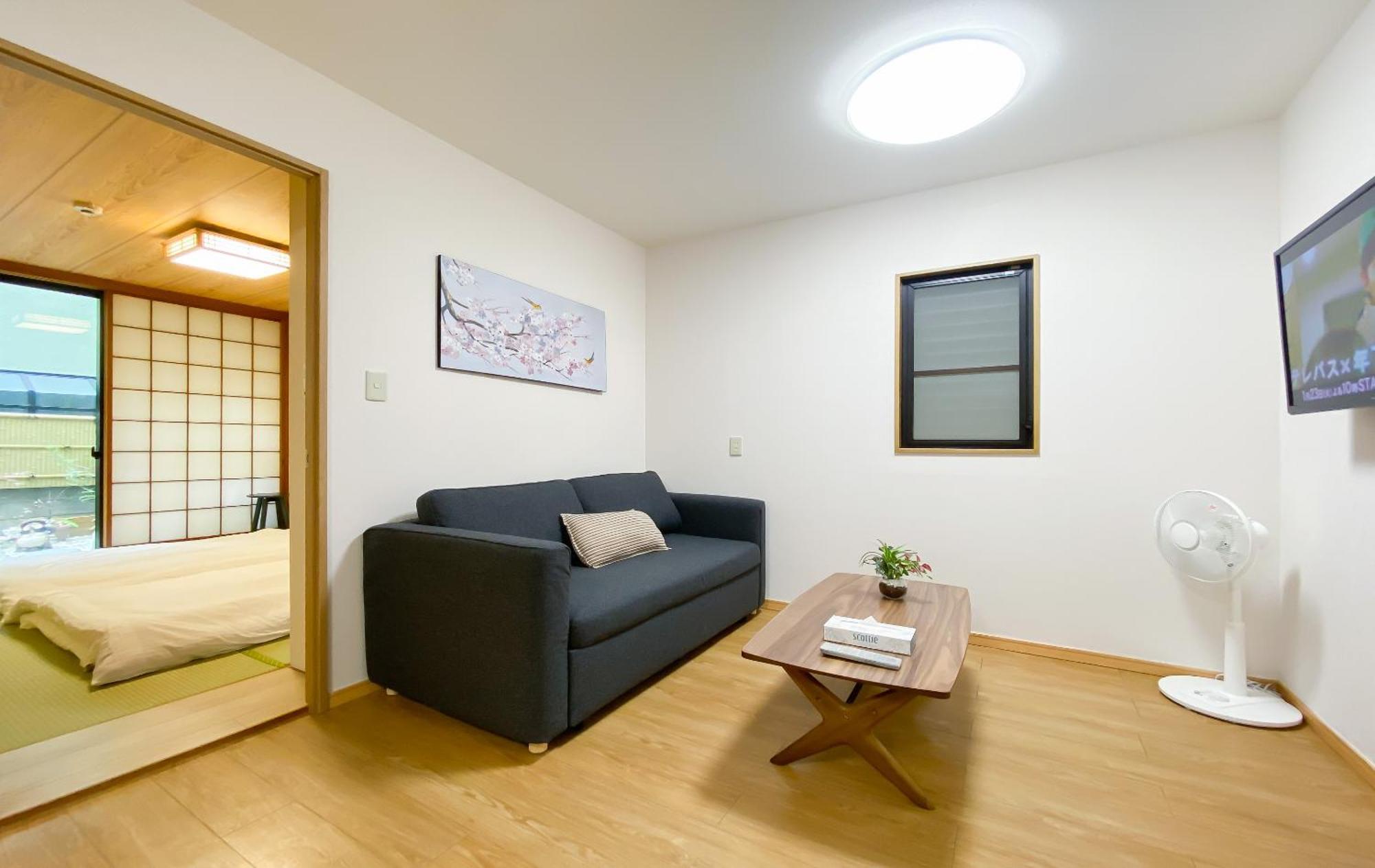 We Guest House Tokyo Room photo