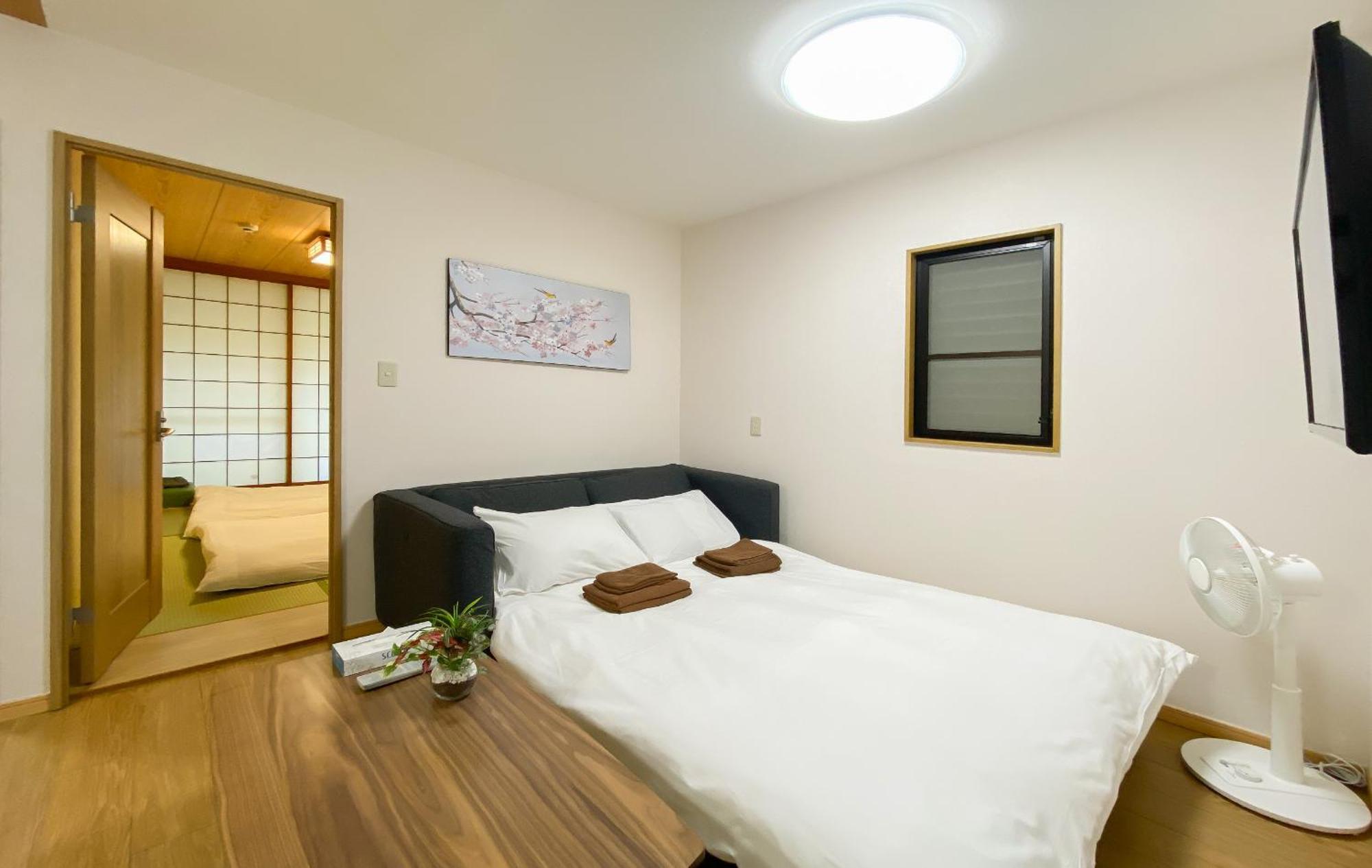 We Guest House Tokyo Room photo